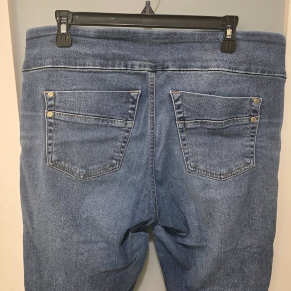 Rock & Republic Pull-On Cropped Jeans | Size 16 | Stretch Denim Blue Jeggings - Picture 11 of 15